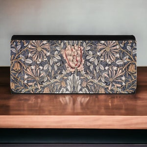 Sac à main William Morris pour femme, impression vintage chèvrefeuille et tulipe. Portefeuille pour femme en cuir végétalien. Art botanique, cadeau pour amateur de cottagecore