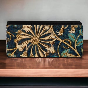 Monedero Honeysuckle William Morris para mujer, estilo Cottagecore Vintage. Cartera de piel vegana de 3 pliegues para mujer con tarjetero. Regalo de cumpleaños para ella
