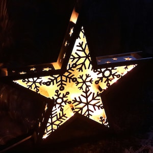 DXF, Ornement SVG, Glowforge, Joyeux Noël Star Shadow Box SVG Star Lantern pour la décoration de Noël, Modèle de boîte lumineuse, Lampe de Noël