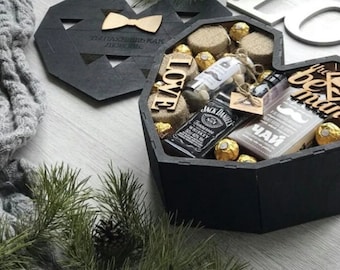 Caixa de coração cortada a laser arquivo SVG de madeira em forma de coração jóias modelo de caixa de corte a laser modelo de vetor de história de amor de casamento Glowforge arquivo de corte compensado