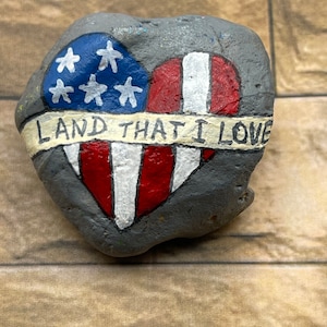 Land That I Love American Flag in Heart, Painted Rock, Patriotic Stone Painting