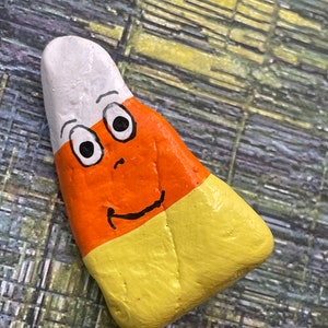 Hand Painted Rock, Cartoon Face Candy Corn, Fall Art Halloween Art, Pebble Art, Stone Painting, Kindness Rocks, Acrylic Painting, Sealed