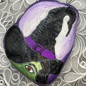 Green Witch Face and Hat with Moon, Hand Painted Rock, Halloween Decoration, Stone Painting