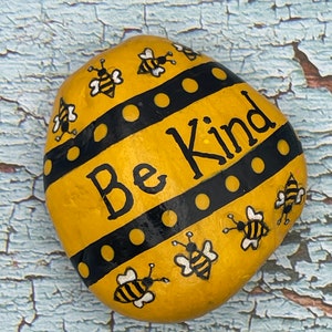Bumble Bees Be Kind, Bee Summer Fun, Painted Rock, Painted Stone Art