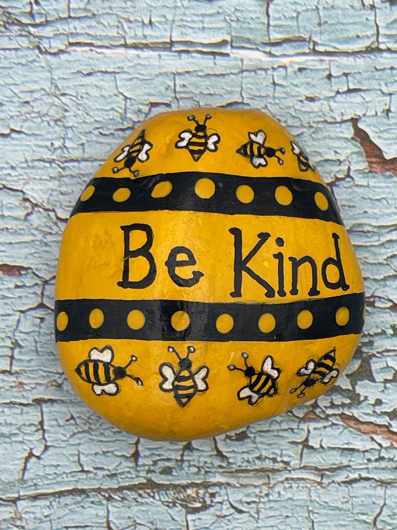 Bumble Bees Be Kind, Bee Summer Fun, Painted Rock, Painted Stone Art - Etsy