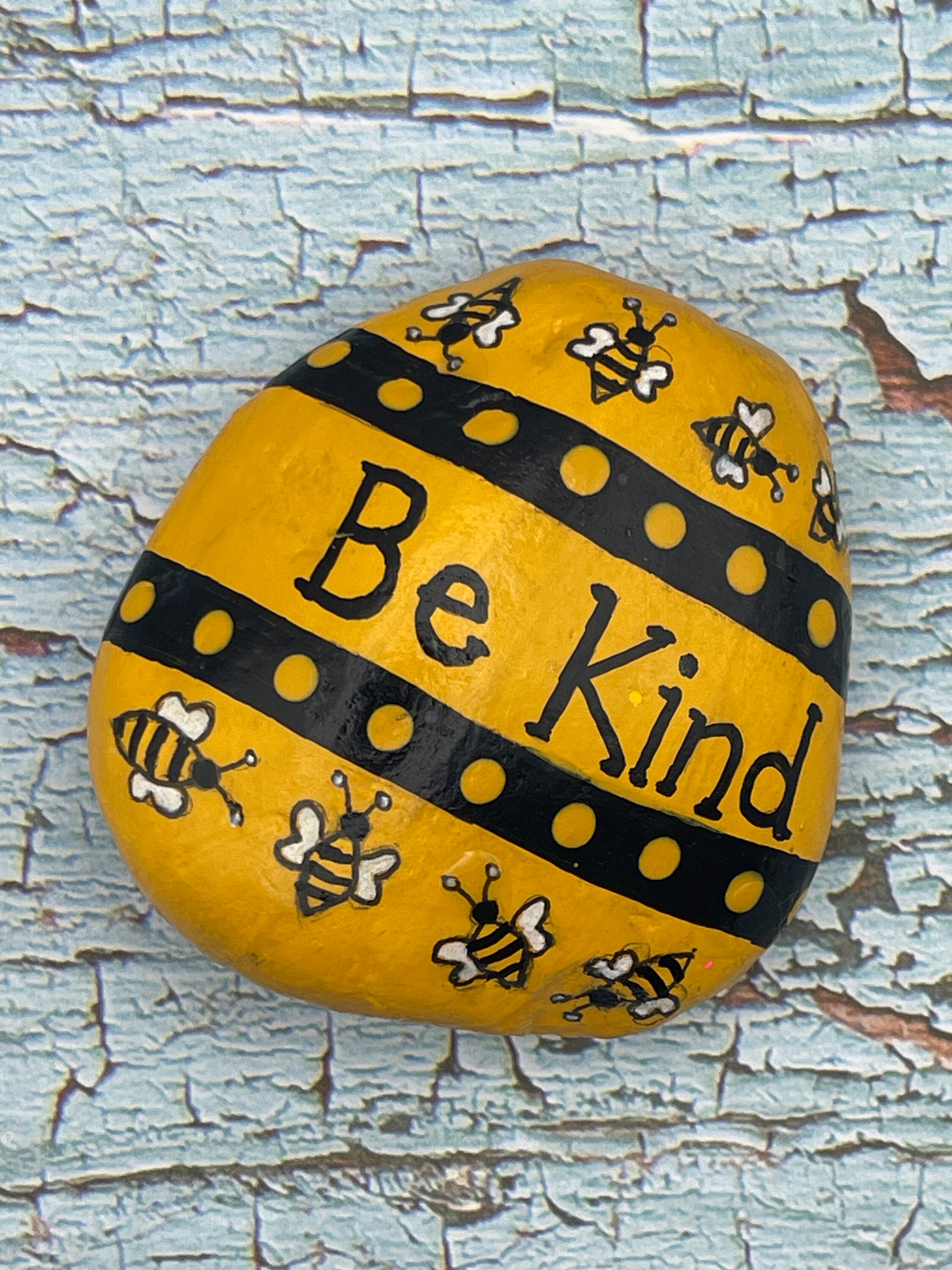 Bumble Bees Be Kind, Bee Summer Fun, Painted Rock, Painted Stone Art - Etsy