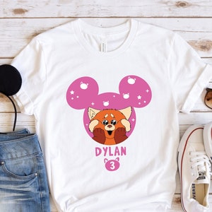 Camiseta personalizada de aniversário que fica vermelha, camiseta de aniversário do Panda Vermelho, camiseta com a cabeça do Mickey no Panda Vermelho, camiseta da Pixar no Panda Vermelho, camiseta do personagem que fica vermelha