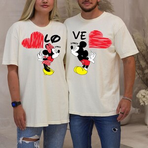 Mickey Minnie Love Shirt, Disney Couple Matching Tee, Disney Lovers Sweatshirt, Mickey Minnie XOXO T-Shirt, Disney Valentine&#39;s Day Sweater
