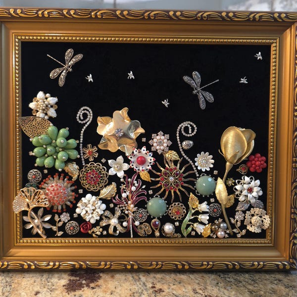 Framed Jewelry Art: Wildflower Garden