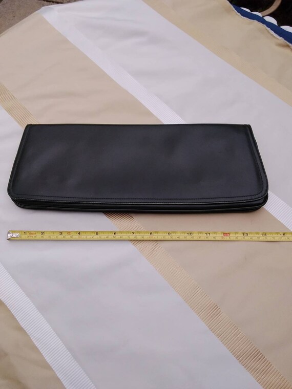 Vintage dark green leather clutch bag. Green leather … Gem