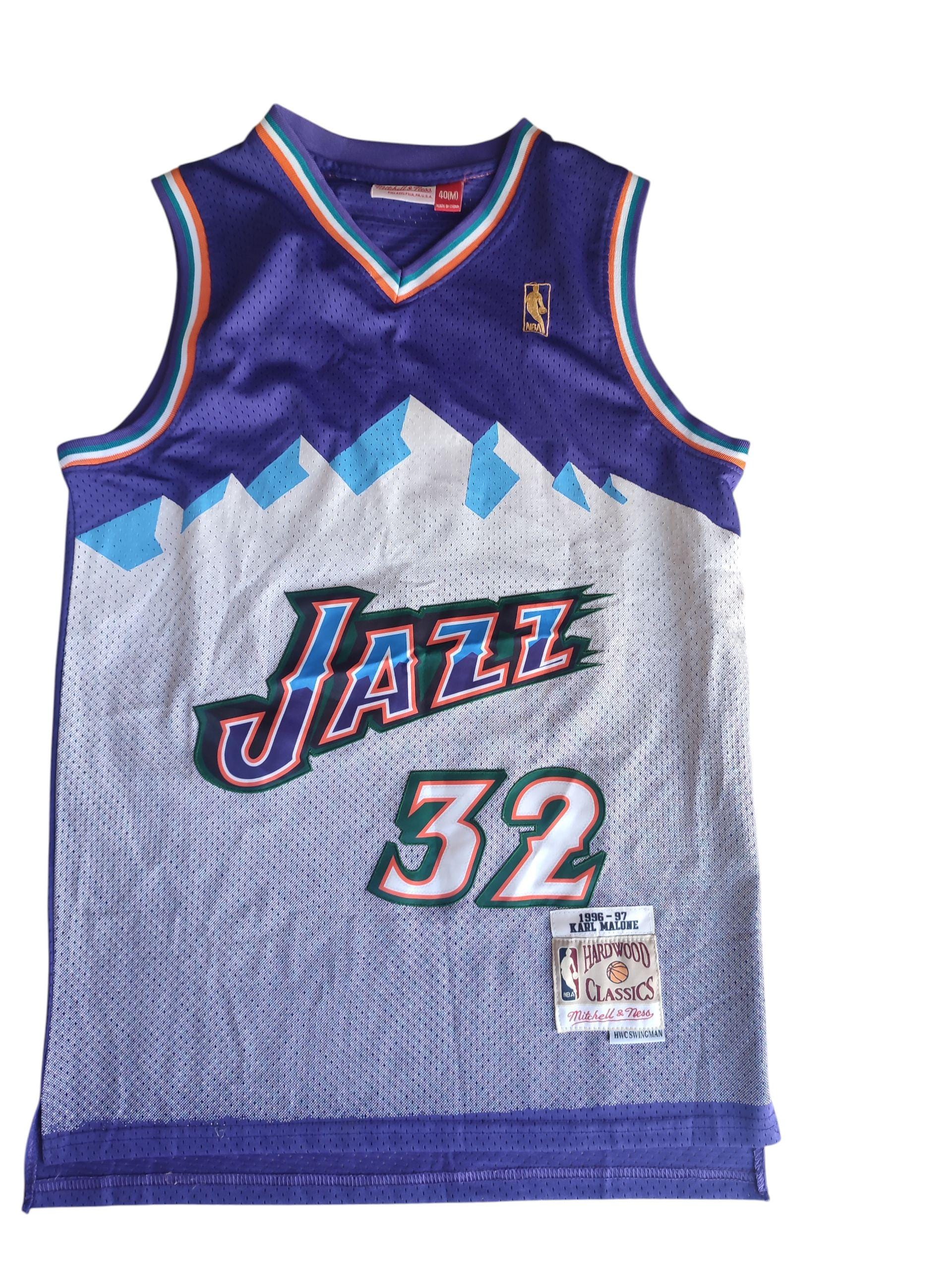 Vintage NBA Mitchell and Ness Utah Jazz Karl Malone Basketball 