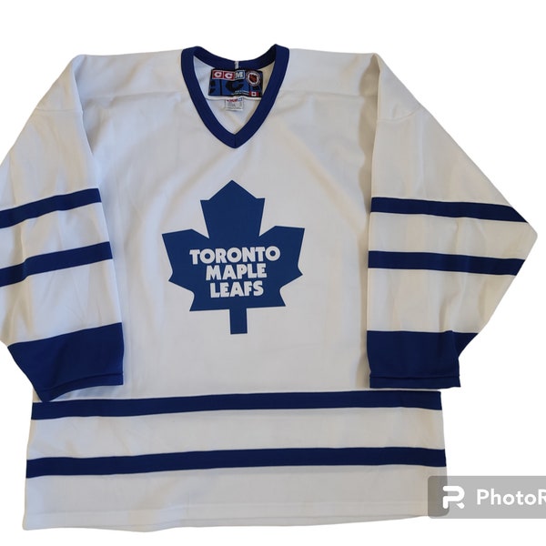 Toronto Maple Leafs hockey jersey / vintage CCM Toronto Maple Leafs sweater hockey jersey/