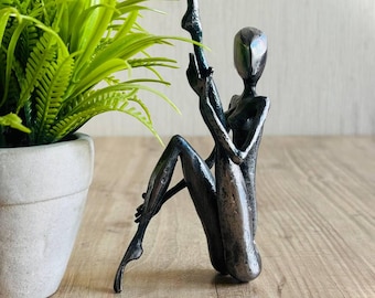 Metal sculpture gіrl,metal home decor, steel, sculpture gift, Desk Figurine, Handmade birthday gift, beautiful female body