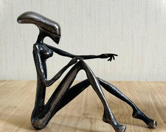 Handmade Metal Woman Figurine, Abstract Iron Sculpture, Modern Art Decor