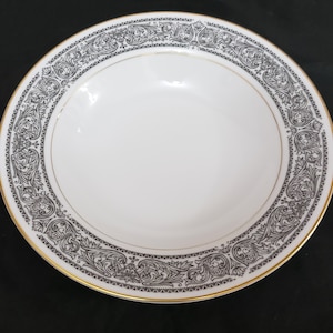 Tigela de sopa MIKASA Brindisi com borda de 8-1/4&quot; conjunto de pratos de 8 pratos finos China 5880 branco com design preto e acabamento de borda dourada vintage como novo