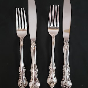 Rogers Bros 1847 ORLEANS pattern Silverplated Ornate flatware 1964 2 Dinner Knife and 2 Dinner Forks Vintage Silverware