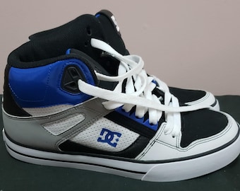 DC Spartan Men&#39;s Hi Top Pure Skateboard Shoe Men&#39;s Size US 7 Casual Skate Sneaker Blue Gray Black White NEW