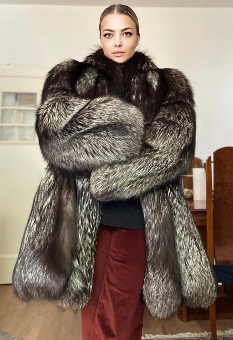 Rot grau fuchs mantel