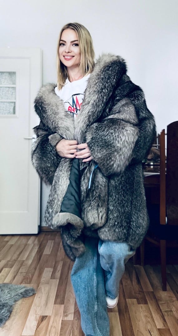 TIM dollars fursファーコート　グレー Fox Fur Coat Silver Fox Crystal Fox Fur Coat - Etsy