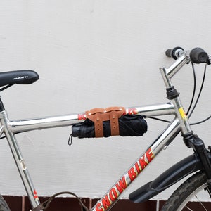 Bicycle beer carrier hotsell