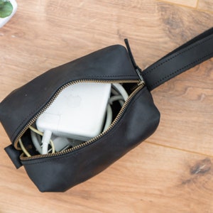 Custodia per caricabatterie in pelle, supporto per caricabatterie Macbook, custodia per caricabatterie Macbook, cover per caricabatterie in pelle, organizer per cavi in pelle, borsa per cavi in pelle