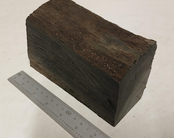 Stukje Iers zwart veeneikenhout – Sieradenbenodigdheden (5 x 7,5 x 15 cm)