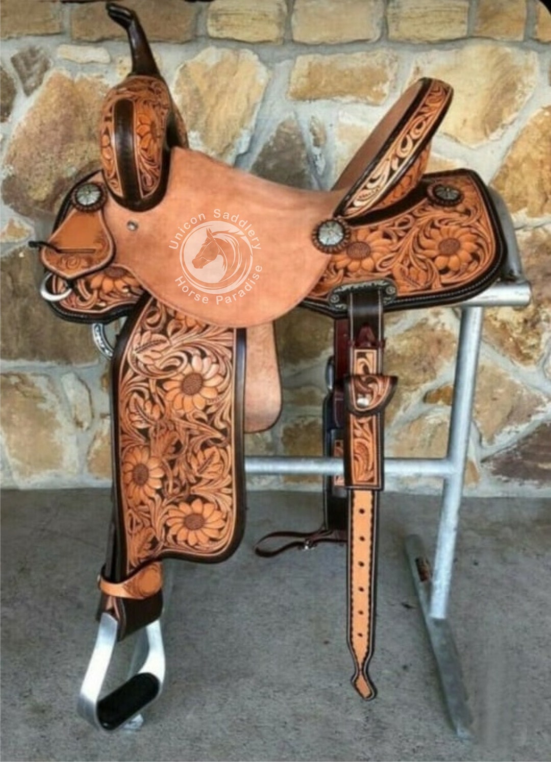 Western Barrel Horse Saddle With Matching Tack Set head Stall, Brest