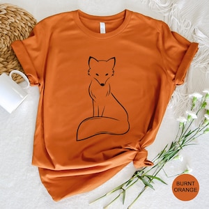 Fox T-Shirt, Fox Lover Shirt, Minimalistic Fox Tee, One Line Fox Shirt, Fox Drawing Tshirt, Line Art Shirt, Nature Lover Shirt, Red Fox Tops