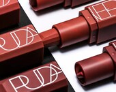 High Pigmentation 5 Lipstick shade Set, Super Lustrous 5 Piece Gift Set, Multi-Finish, Cream Pearl Matte, Pack of 5