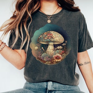 Mushroom Shirt, Fairy T-shirt, Fairycore Clothing, Cottagecore Clothing, Goblincore Tshirt, Forestcore Whimsigoth, Granola Girl Naturecore