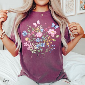 Cottagecore Floral shirt, Wildflower aesthetic shirt, Goblincore Fairycore clothing, Cottagecore witch shirt, Botanical gardening shirt