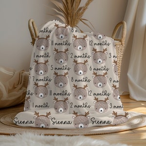 Gepersonaliseerde herten baby meisje mijlpaal deken, meisje naam deken, Kids naam deken, baby maand deken, baby groei deken, baby leeftijd