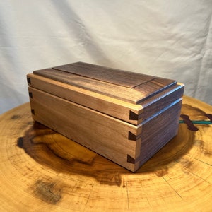 Wood Box / Wooden Box with Lift Off Lid / Dovetails / Hand Crafted / Keepsake Box / Cherry and Claro Walnut / Jewelry Box / Storage box