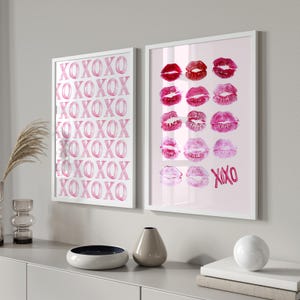 Küsse Print & XOXO Druck Set, Küsse Poster, Wandkunst, lebendige Kunst, rosa Kunst, French Kuss Druck, Küsse Wandkunst, XOXO Art
