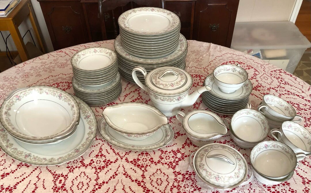 Noritake China Edgewood Pattern. Made in Japan. 63 Pieces Etsy
