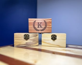 Custom small Wooden Box with Engraving and optional USB - Personalized Keepsake, Jewelry or Gift Box