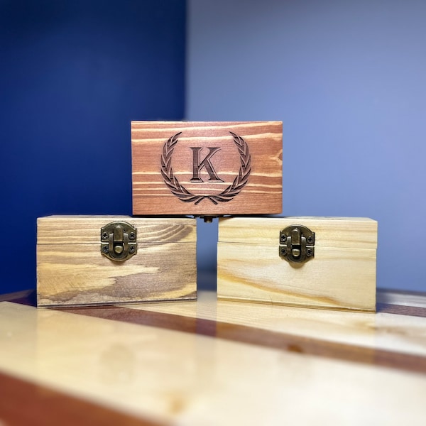 Custom small Wooden Box with Engraving and optional USB - Personalized Keepsake, Jewelry or Gift Box