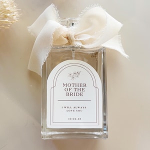 Personalized Perfume Bottle Gift Custom Maid of Honor Proposal Empty Atomizer Bottle for Bridal Squad Giftbox Idea for Day of Wedding Gift