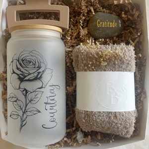 Personalized Birth Flower Birthday Gift Box for Sister Best Friend Gift ...