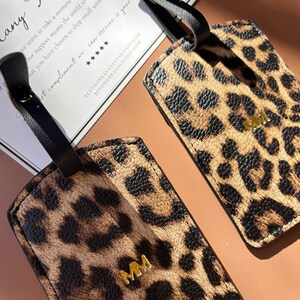 Personalized Luggage Travel Suitcase Tag Leopard Print Luggage Tag Gift for Travel Monogram Gift for Bridesmaid Proposal Cheetah Print afbeelding 3