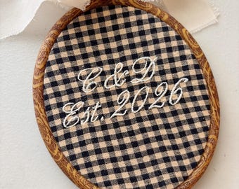Custom Future Mr and Mrs Couple Frame Wall Hanging Gift for Housewarming Personalized Engagement Wedding Custom Name Sign Nightstand Decor