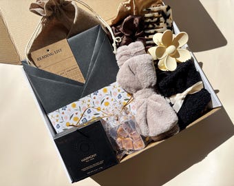 Book Blind Date Gift Set Box without the Book Lover Club Bookish Personalized Gift For Book Lover Gift Book Worm Gift Box Accessories
