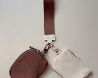 Personalized  Keychain Wristlet Wallet Small Portable Pouch Wristlet Detachable Coin Purse Pocket Gifts for Women Travel Sports Outdoors