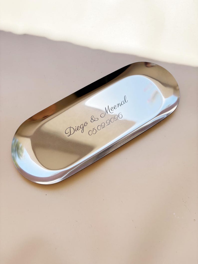 Personalized Ring Silver Dish Jewelry Trinket Ring Dish Custom Keepsake Engraved Monogram Catchall Vanity Nightstand Tray Bridesmaid Gift afbeelding 12