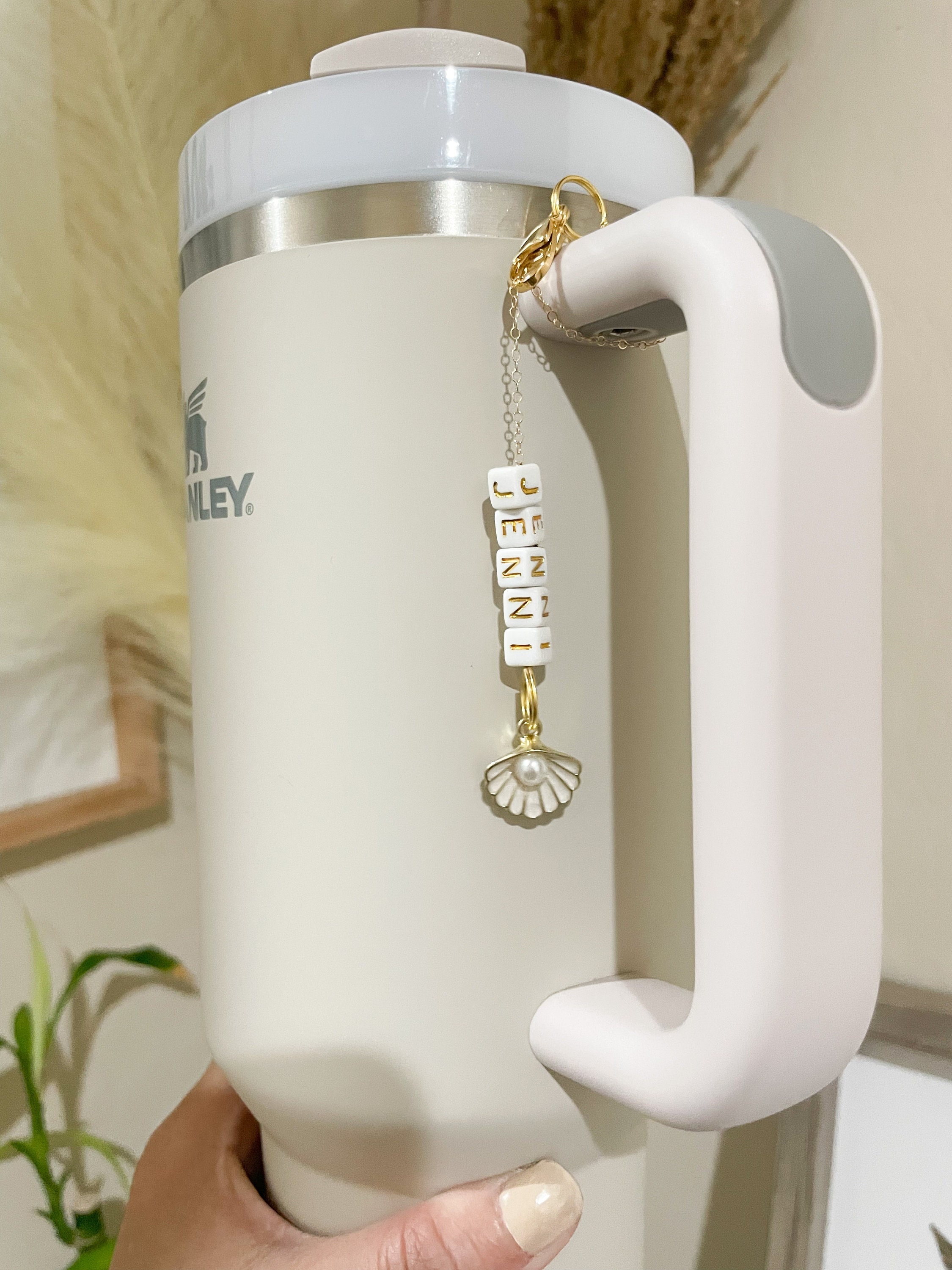  2PC Stanley Cup Charms,26 Letter Charm Stanley Cup  Accessories,Suitable For Simple Modern And Hydro Flask Tumbler,Water Cup  Handle Identification Letter Charm,Charm Personalized For Stanley Cups (A)  : Home & Kitchen