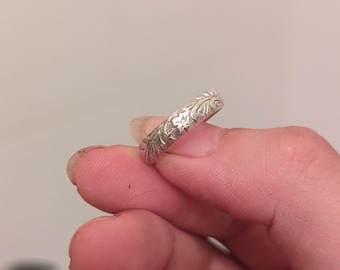 Handmade Floral band design rounded silver ring stackable