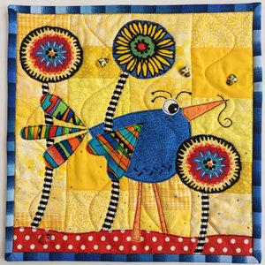 Perry PDF Pattern - Full Color - Mini Quilt- Bird Pattern - Raw edge Applique - RazBeca&#39;s Birds - Perry in Melody&#39;s Garden