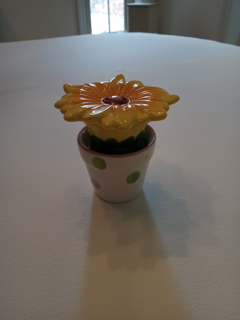 Vintage Flowerpot Salt and Pepper Ceramic Shakers Country Etsy