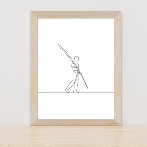 Puede incluir: Un dibujo lineal enmarcado de una persona equilibrándose en un poste con un palo en la mano.