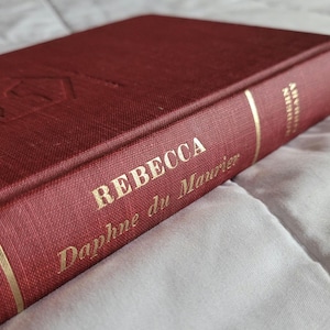 Rebecca Vintage Hardcover Book 1938 by Daphne Du Maurier Browning Facsimile Signature The Modern Libray published by Random House Inc.